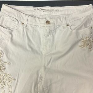Chico's White Ankle & Cropped Jeans
